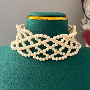 Elegant Pearl Choker Necklace